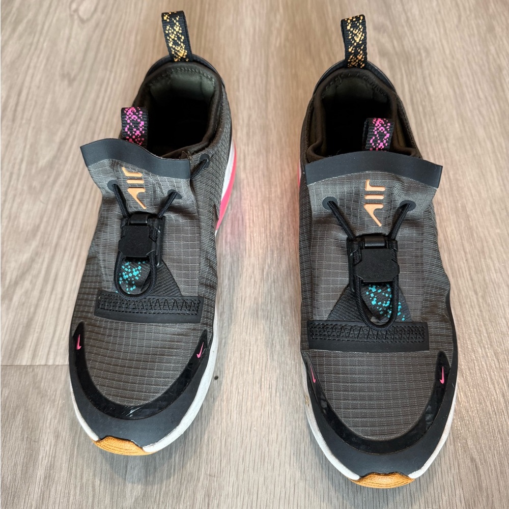 Nike Air Max Día Winter Size 8